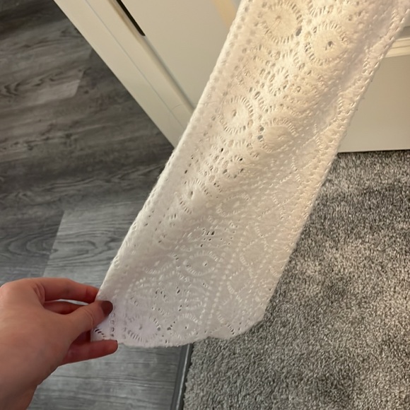 White knit crochet mock neck top - Picture 6 of 8